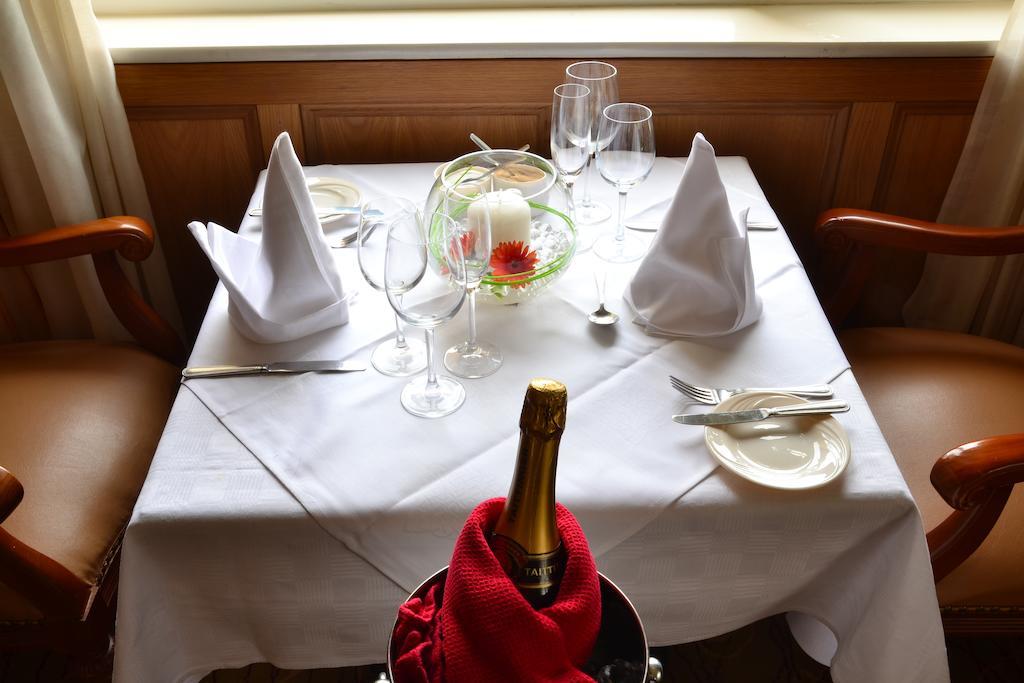 Fairhill House Hotel Clonbur Екстер'єр фото